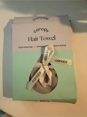 NWT Canopy Gray Hair Towel Quick-Dry Frizz-Reducing